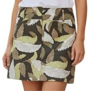 Ann Taylor Loft skirt. Size 8. Leaf pattern. Brown,cream,yellow. 98% cotton.